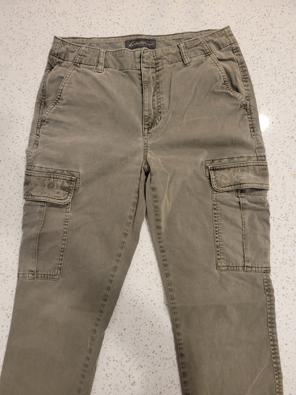 Eddie Bauer Women's Cargo Pants in Olive